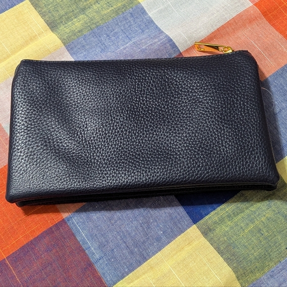 Navy Blue Crossbody Wristlet - Picture 1 of 4